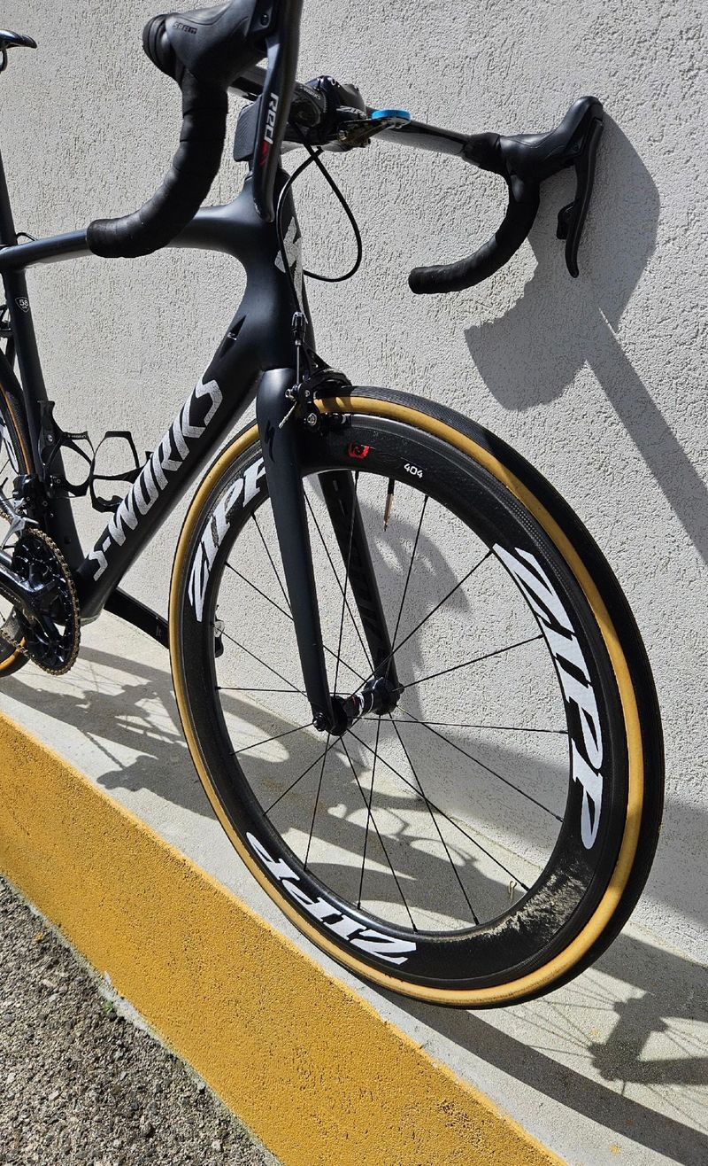Zipp 404 Firecrest Carbon Rim Wheels d'occasion