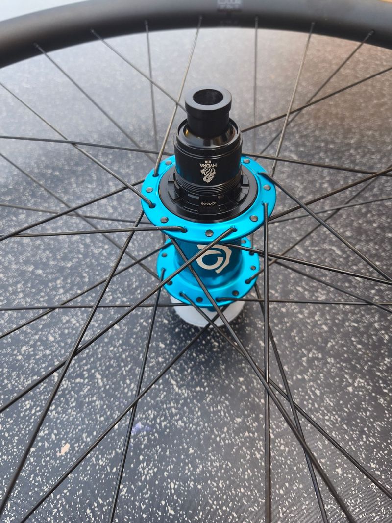 Käytetty Industry Nine Hydra Enduro S 29" XD Wheels