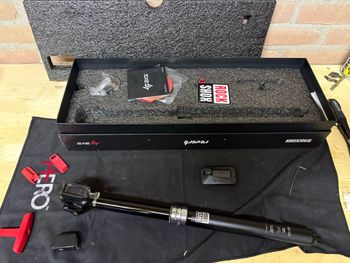 RockShox Reverb AXS 2025 Saddles & Seatposts d'occasion