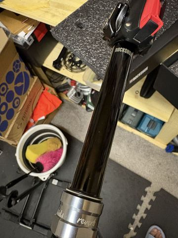 Brugt RockShox Reverb AXS 2025 bike — billede 8 af 8