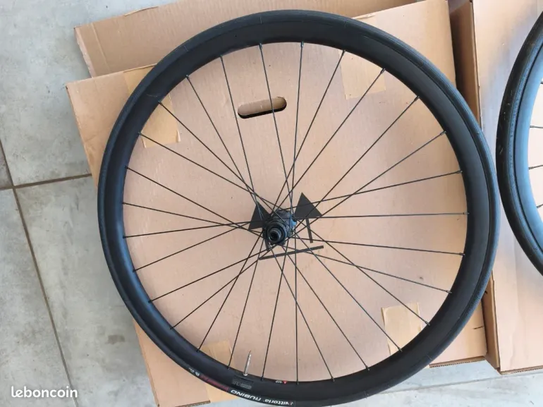 Used Vr 522 bike — image 4 of 6