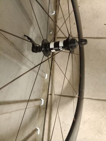 Used Dt Swiss 360 bike — image 3 of 6