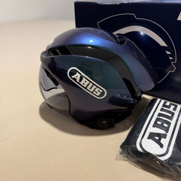 Used ABUS GameChanger TRI Helmet bike — image 3 of 9