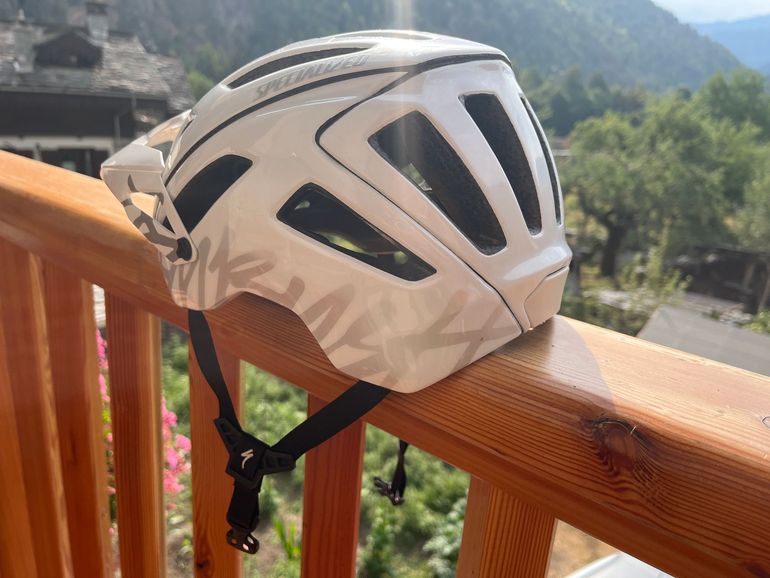 Used Specialized Ambush bike — image 2 of 4