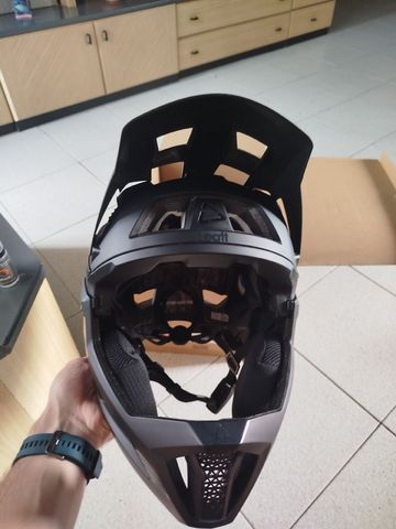 LEATT Enduro 4.0 Helmet 2024 bike usato — immagine 2 di 10