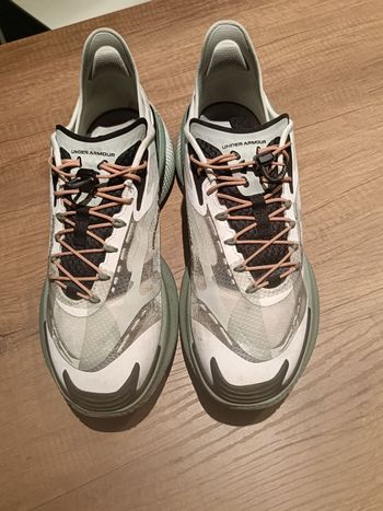 Brugt hander armor Sneakers 2026 bike — billede 4 af 4