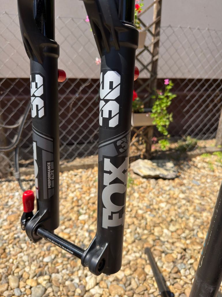 Brugt Fox 36 Elite Grip2 Fork 27.5” 2023 bike — billede 8 af 9