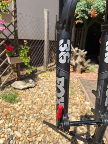 Brugt Fox 36 Elite Grip2 Fork 27.5” 2023 bike — billede 7 af 9
