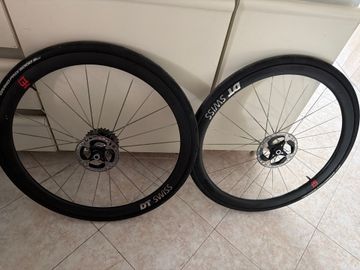 Używany Dt Swiss ARC 1100 Dicut 38 Wheels