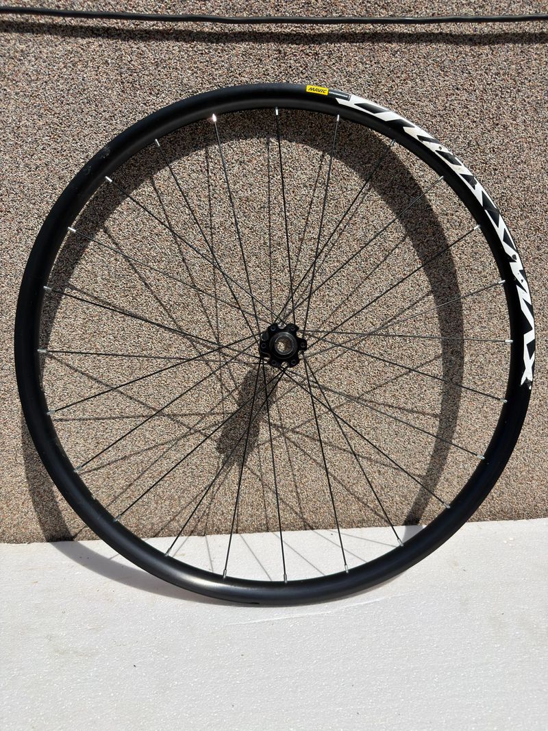 Used Mavic Crossmax Front Wheel 2020 bike — image 8 of 8