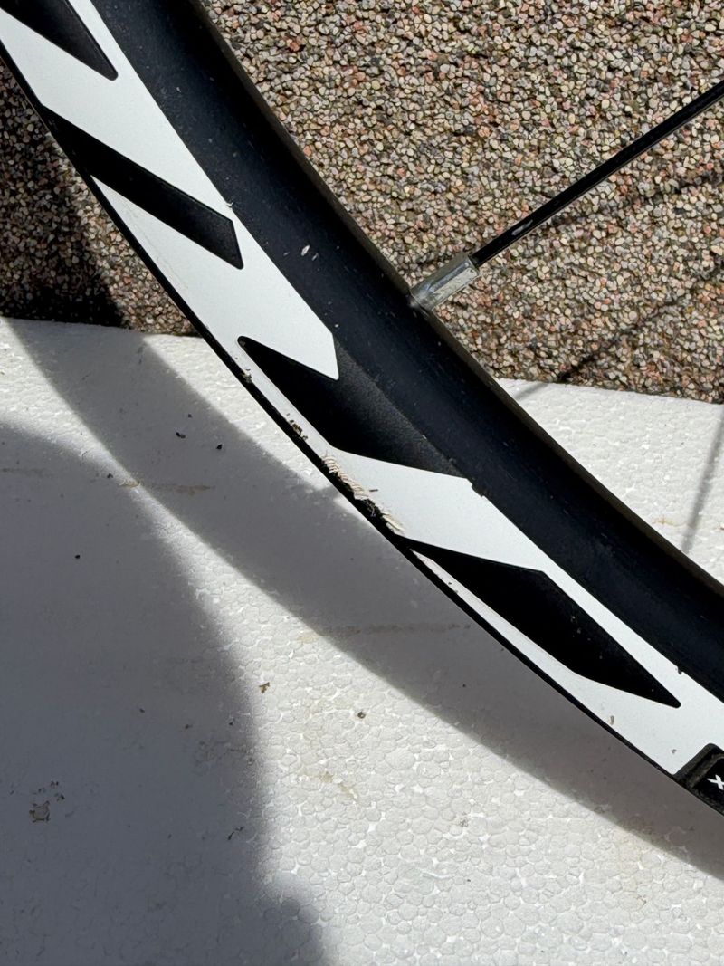 Used Mavic Crossmax Front Wheel 2020 bike — image 4 of 8