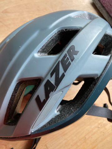 Używany Lazer Strada KinetiCore bike — zdjęcie 2 z 6