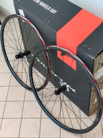 Gebrauchtes Fulcrum Racing 6 DB bike — Bild 2 von 2