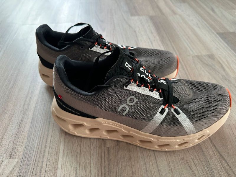Used On Running Cloud Eclipse Running Shoes