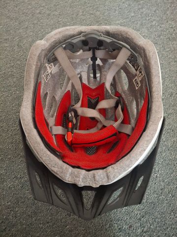 Used GUB SS Helmet 2016 bike — image 4 of 5