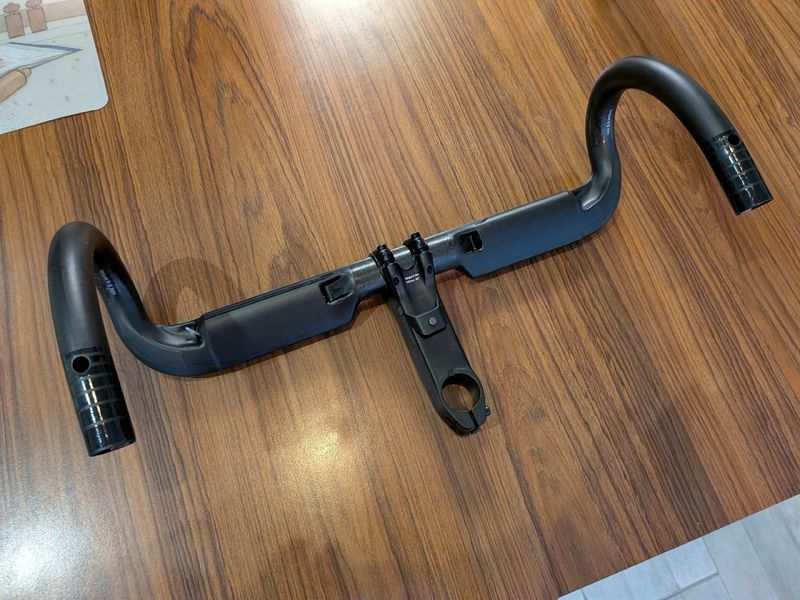 Deda Superbox EVO Stem and Superzero RS Handlebar 2026 bike usato — immagine 2 di 7