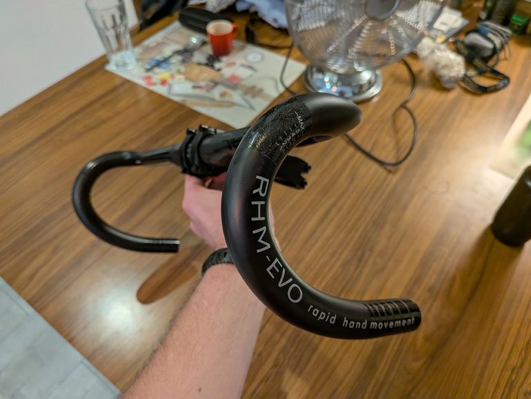 Brugt Deda Superbox EVO Stem and Superzero RS Handlebar 2026 bike — billede 5 af 7