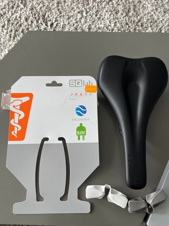 Sq Lab 614 Ergowave Active 2.1 2025 Saddles & Seatposts usato