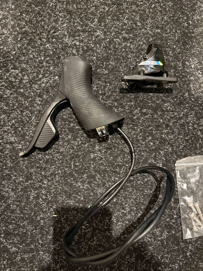 Brugt Sram Force Shifters 2025 bike — billede 4 af 5