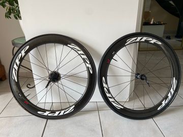 Used Zipp 404 Firecrest Wheels bike — image 2 of 4