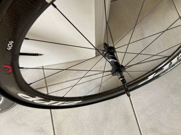Used Zipp 404 Firecrest Wheels bike — image 3 of 4