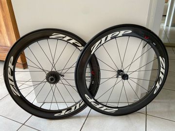 Used Zipp 404 Firecrest Wheels bike — image 1 of 4