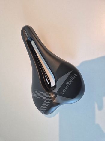 Used Selle Italia X-Bow Super Flow Saddle Saddles & Seatposts