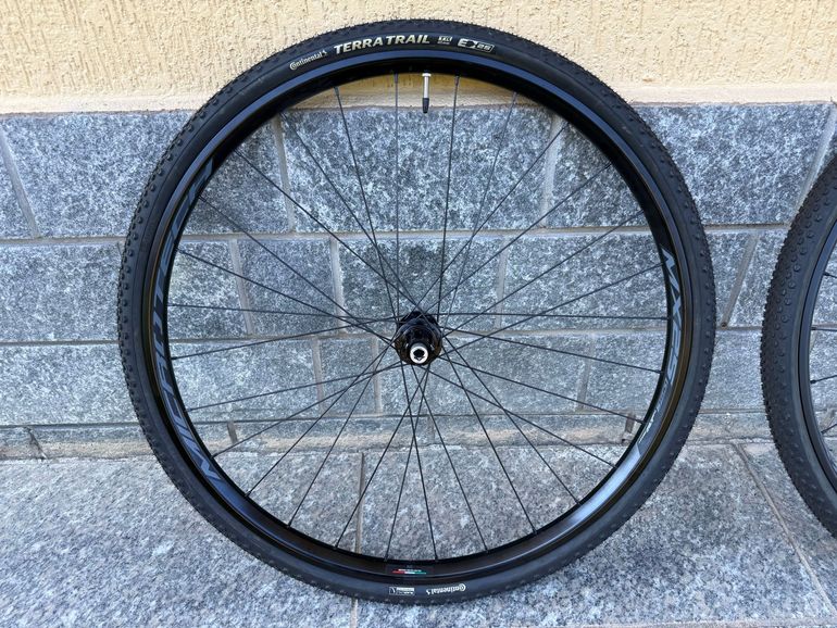Used MICROTECH MX25 Wheelset 2024 bike — image 2 of 7