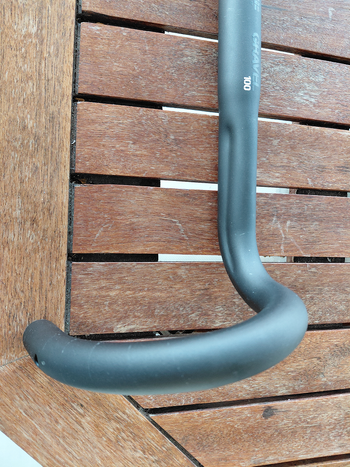 Deda Gravel 100 Handlebar Cockpit de segunda mano
