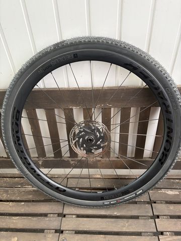 Used Bontrager Aeolus Pro 3V 2025 bike — image 4 of 8