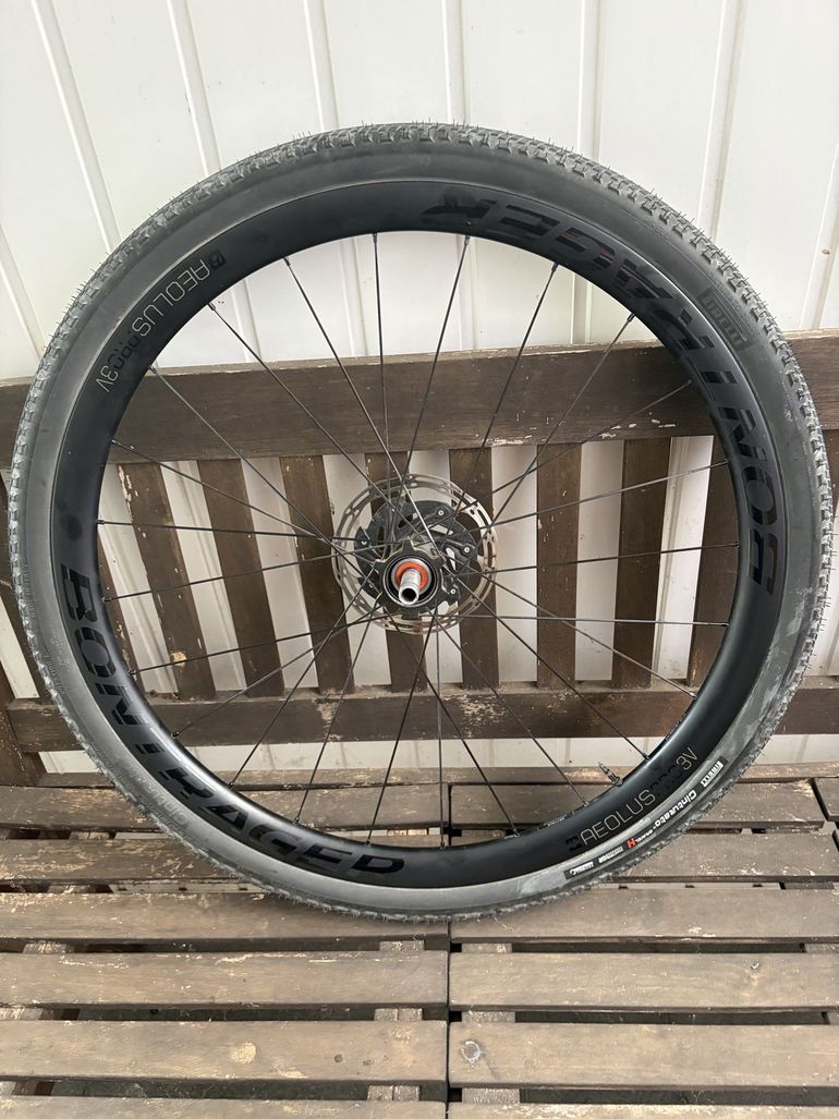 Used Bontrager Aeolus Pro 3V 2025 bike — image 7 of 8