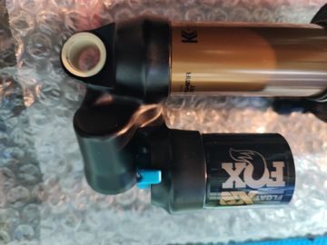 Fox Float X 2 2022 bike usato — immagine 7 di 27