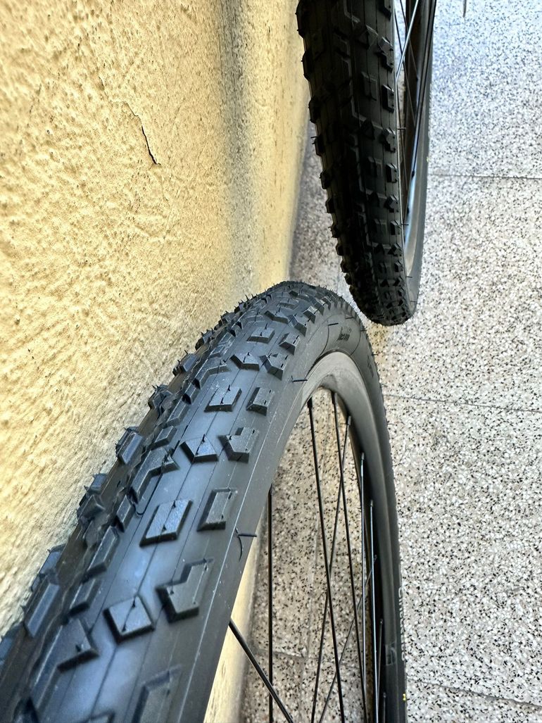 Brugt Fulcrum Rapid Red 500 2025 bike — billede 2 af 5