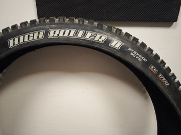 Used Maxxis High Roller 2 2023 bike — image 2 of 3