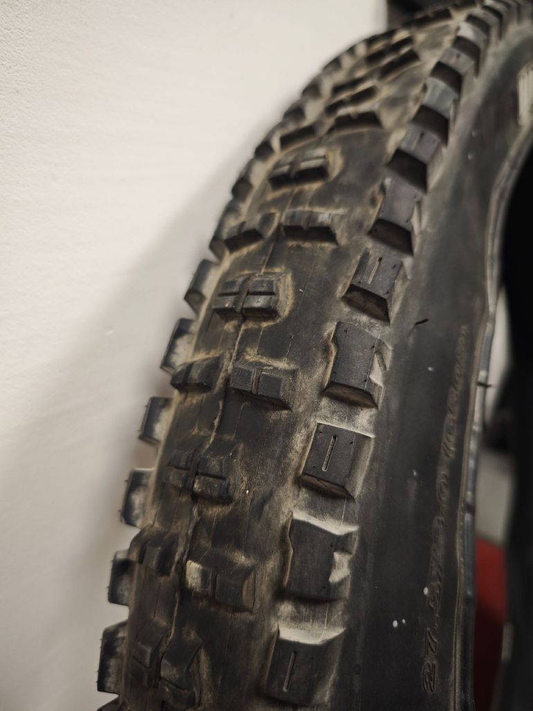 Used Maxxis High Roller 2 2023 bike — image 3 of 3