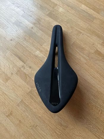 Used Fizik Arione Open R1 Saddles & Seatposts