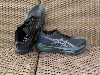 Gebrauchtes Asics Megablast 2026 Running Shoes