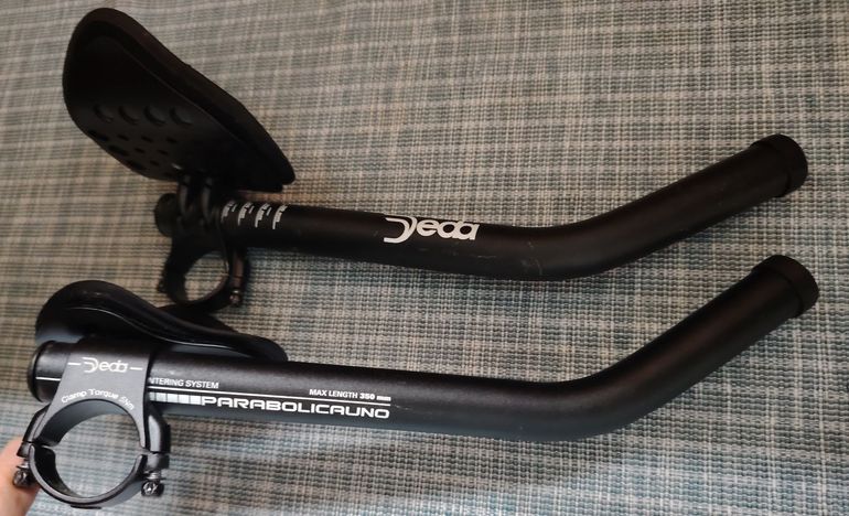 Used Deda Elementi Parabolica Uno Clip-On Aero Bars – € 75 | buycycle