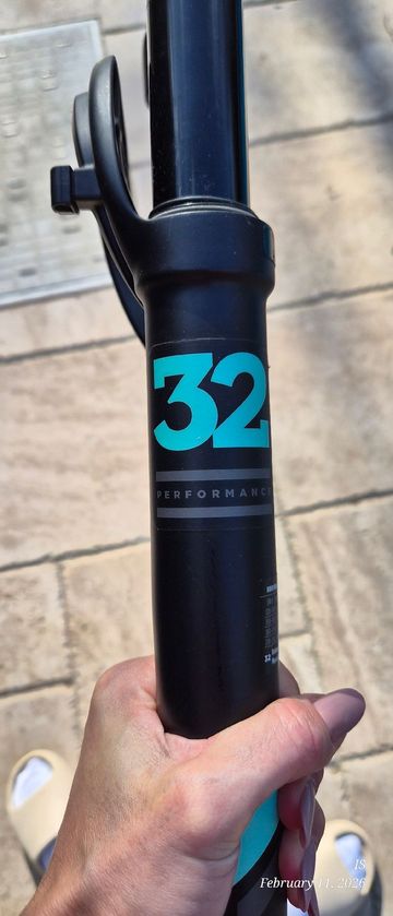 Używany Fox 32 Float Step-Cast Performance 2021 bike — zdjęcie 4 z 5