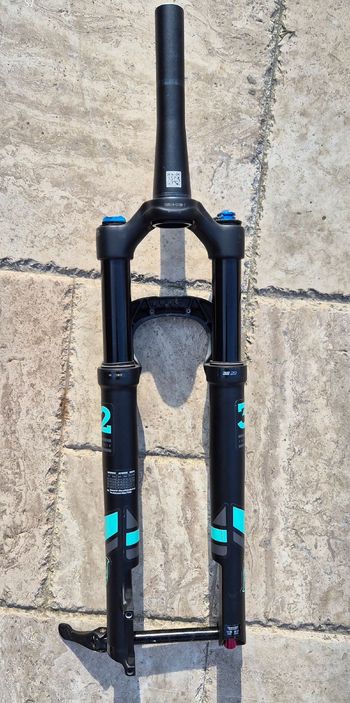 Used Fox 32 Float Step-Cast Performance 2021 bike — image 2 of 5