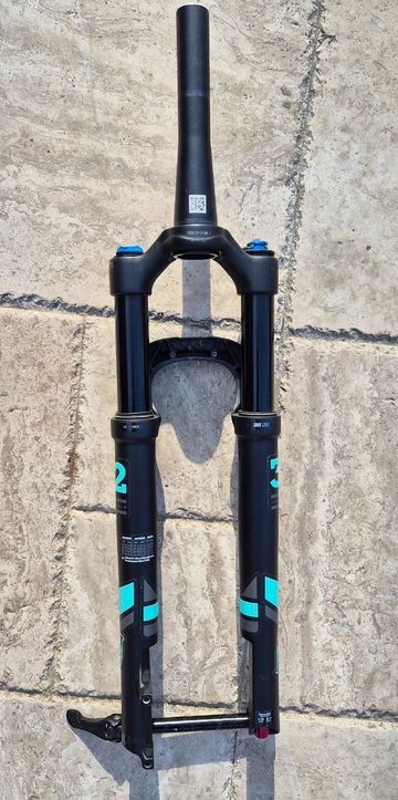 Używany Fox 32 Float Step-Cast Performance 2021 bike — zdjęcie 2 z 5