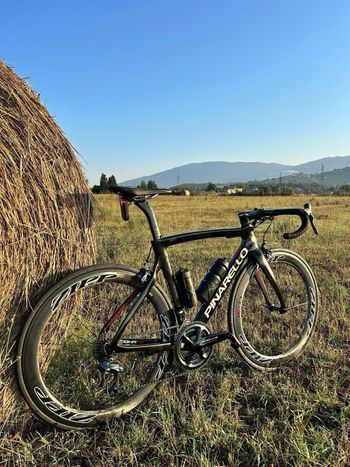 Used Zipp 404 Firecrest 2021 bike — image 2 of 3