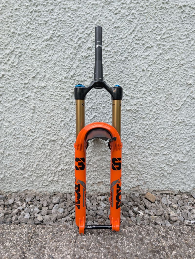 Used Fox 36 Float Factory Fork 2021 bike — image 7 of 7