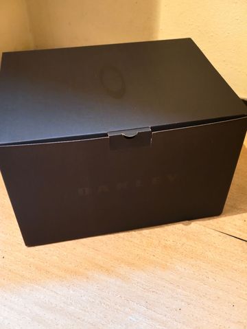 Gebrauchtes Oakley ARO 7 Lite MIPS Helmet bike — Bild 8 von 9
