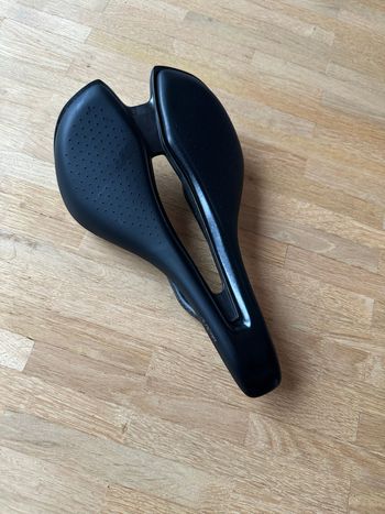 Used Liv Alacra SLR Saddle Saddles & Seatposts