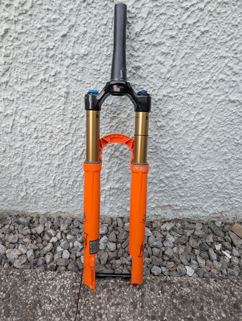Brugt Fox Factory 34 Float 2022 bike — billede 2 af 9