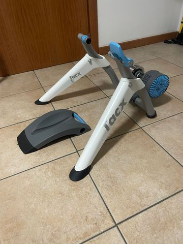 Gebrauchtes Tacx Flow Smart Trainer bike — Bild 3 von 6