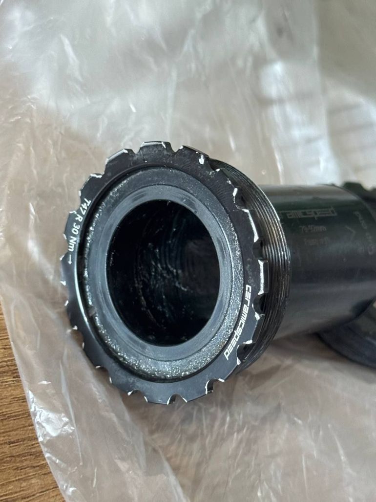 Käytetty Ceramicspeed Bottom Bracket SRAM T47 bike — kuva 4 / 5