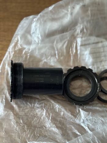Käytetty Ceramicspeed Bottom Bracket SRAM T47 bike — kuva 2 / 5
