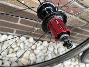 Brugt Zipp 404 Firecrest 2016 bike — billede 2 af 10